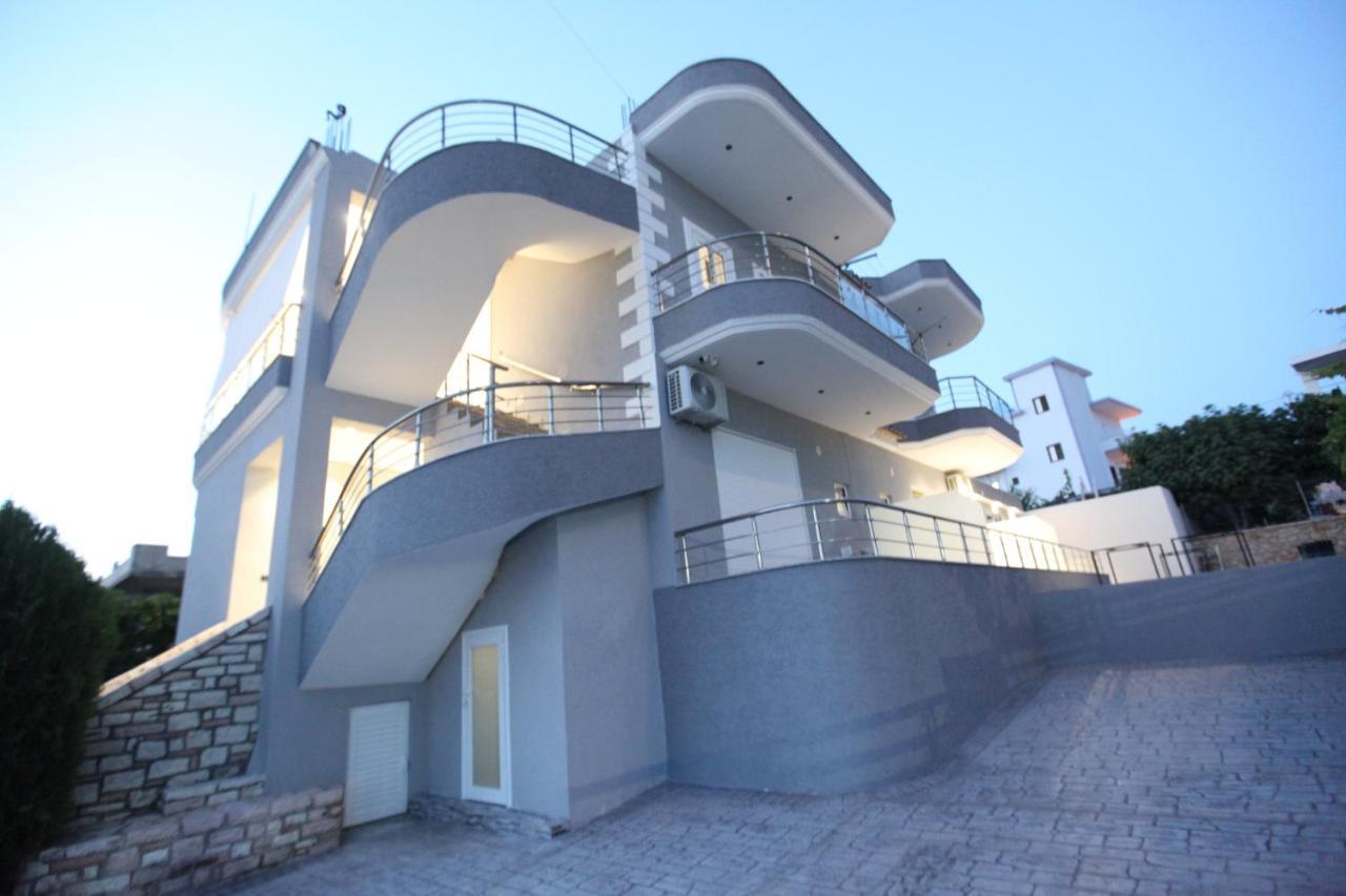 Vila Neli Ksamil Luaran gambar