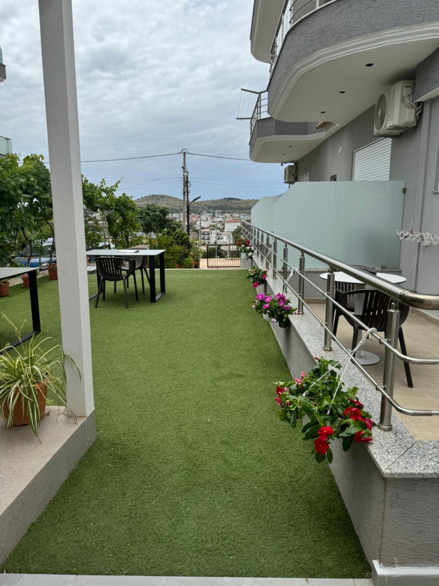 Vila Neli Ksamil Luaran gambar